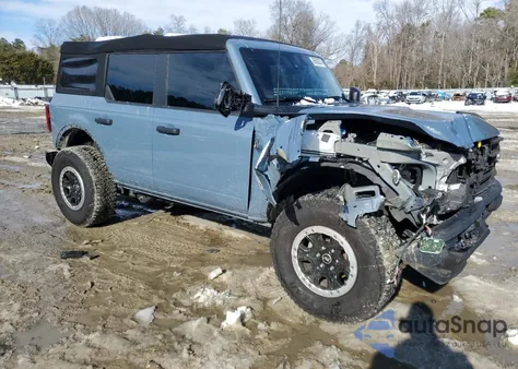 2023 Ford Bronco Base из США, поврежденный, VIN 1FMEE5DP0PLB17111